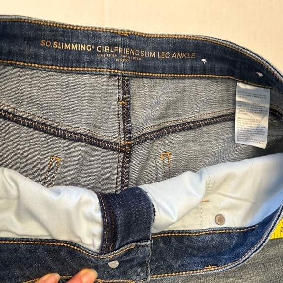 Chicos So Slimming Ankle Frayed-Hem Girlfriend Jeans Sz-12R (Chicos-2R) A15 - Picture 6 of 13